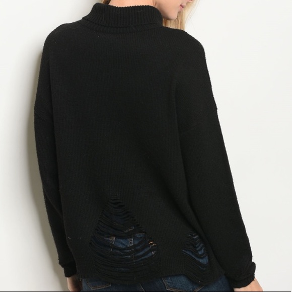 ❤️LAST NEW Black Destructed Sweater - Picture 3 of 3